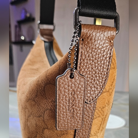 NWT Coach Small Finn Crossbody Bag CCG16 Caramel Sable Suede Signature + Pouch - Picture 5 of 17